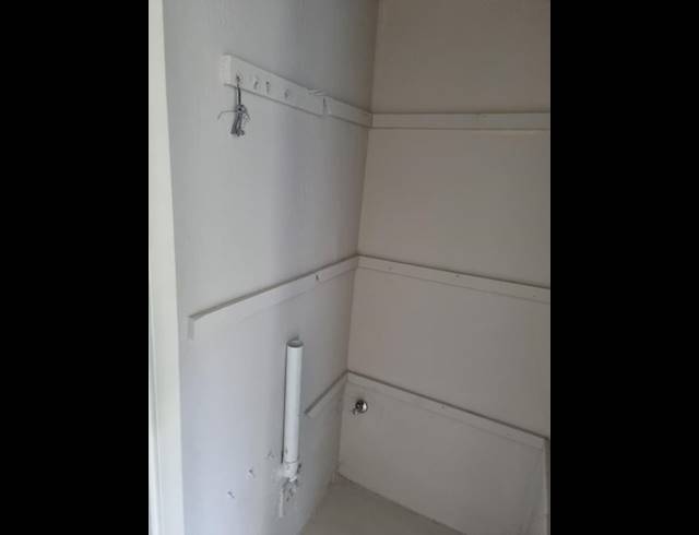 2 BEDROOM TOWNHOUSE FOR SALE IN BEDFORD GARDENS